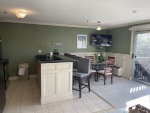 Condominium Suites at Lake Winnipesaukee Room 211